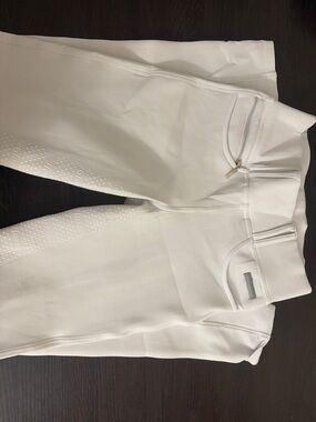 Women’s White Equestrian Grip Breeches
